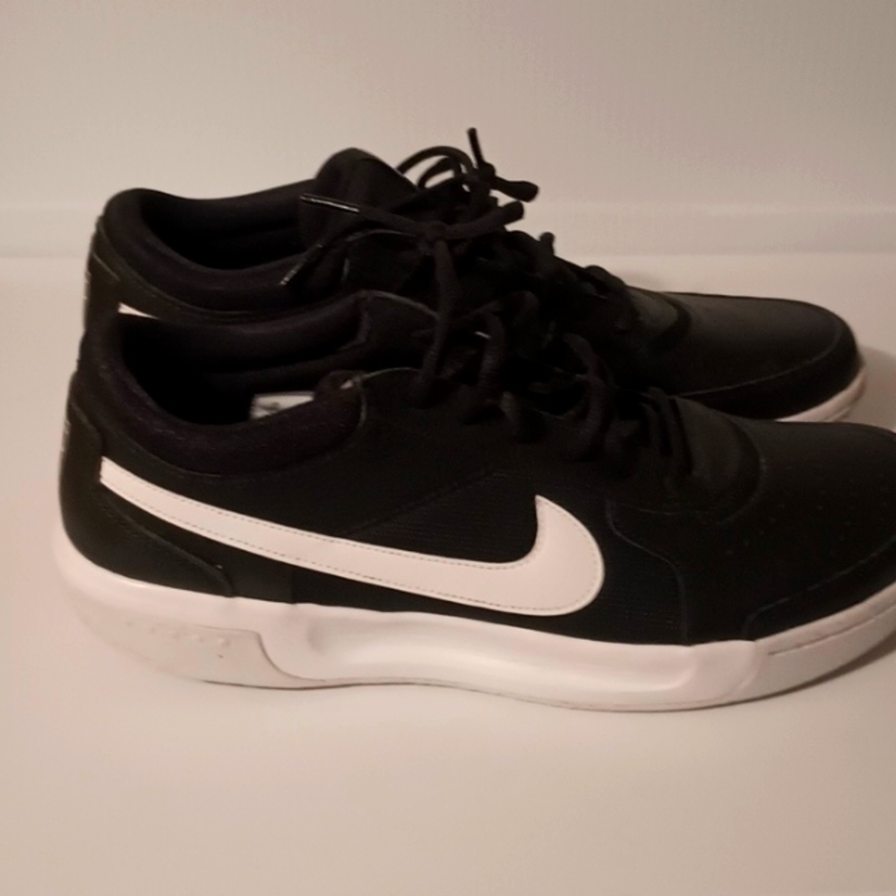 Nike street shoes